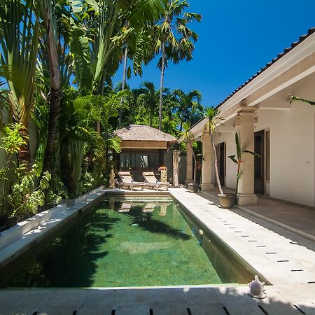 Bali Holiday Villas - La Playa Seminyak Exteriér fotografie